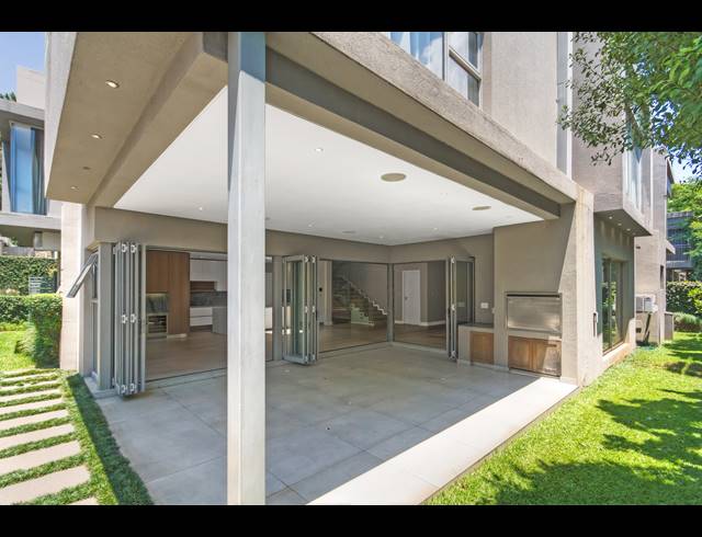 4 BEDROOM CLUSTER FOR SALE IN MORNINGSIDE